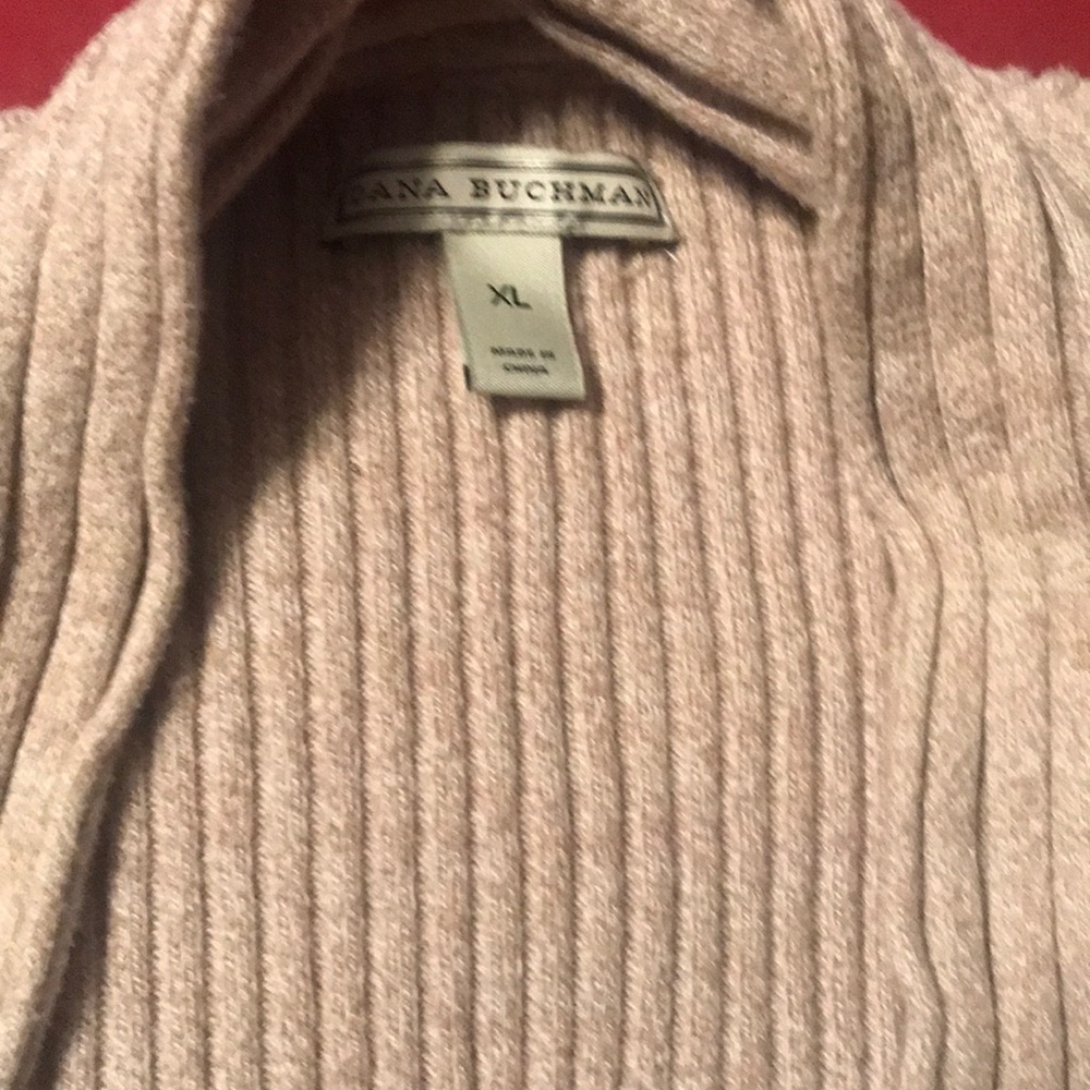 Tan sweater - Picture 2 of 3